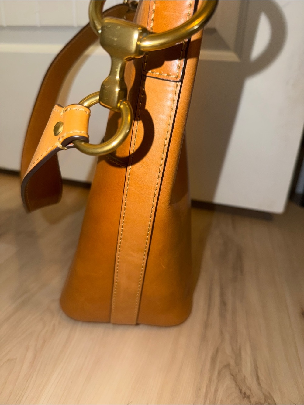 Frye Tan Leather Shoulder Bucket Bag - Picture 5 of 8
